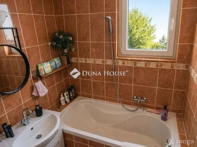 Eladó ház Kiskunlacháza 68 nm