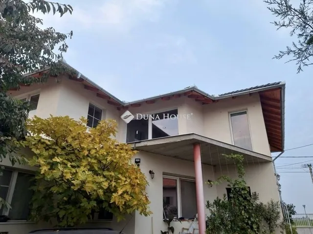 Eladó ház Szigetszentmiklós 290 nm