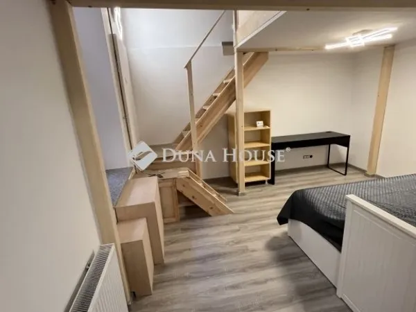 Eladó lakás Budapest VI. kerület 29 nm