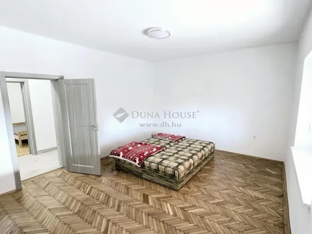 Kiadó ház Debrecen, Kerekestelep 67 nm