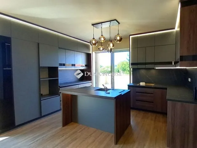 Eladó ház Debrecen 170 nm