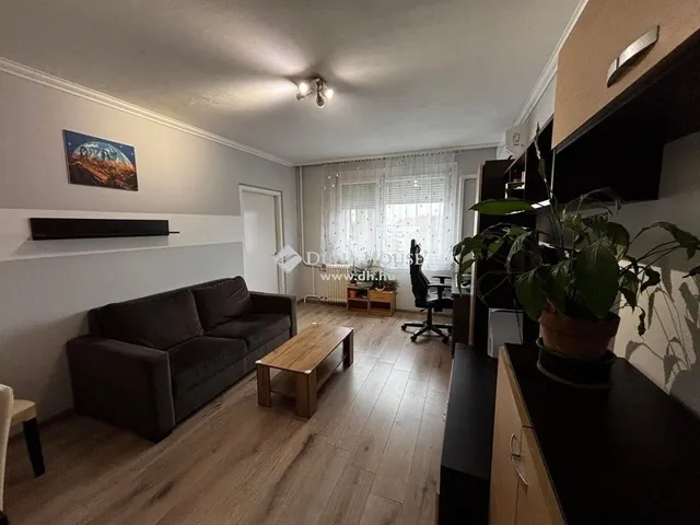 Eladó lakás Debrecen 53 nm