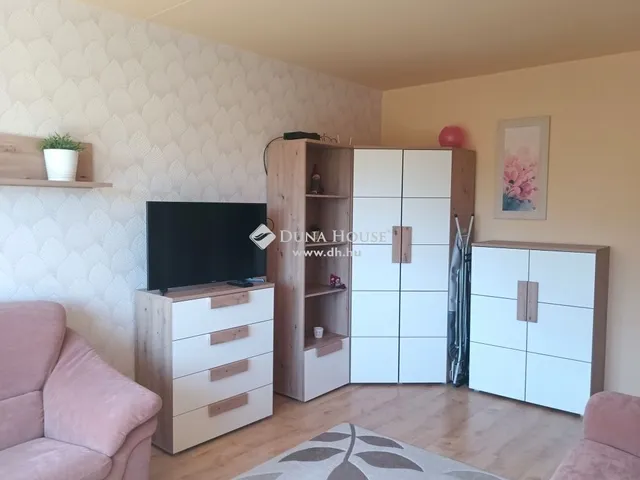 Eladó lakás Debrecen, Vénkert 68 nm