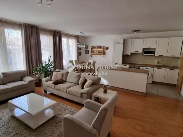 Eladó lakás Debrecen, Belváros 121 nm