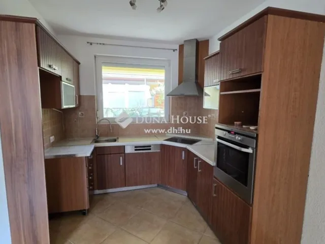 Kiadó ház Debrecen, Kincseshegy 114 nm