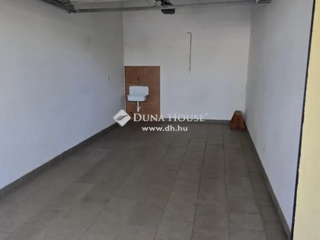 Kiadó ház Debrecen, Kincseshegy 114 nm