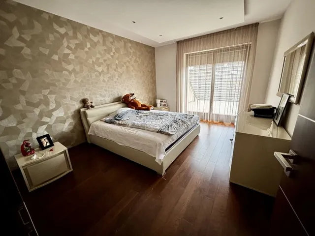 Eladó ház Debrecen, Széchenyikert 239 nm
