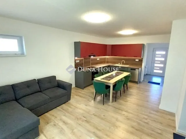 Eladó ház Debrecen, Júliatelep 95 nm