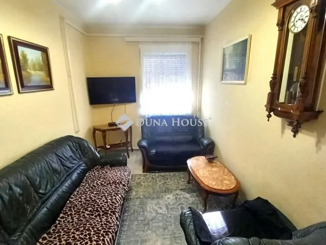 Eladó ház Mikepércs 160 nm