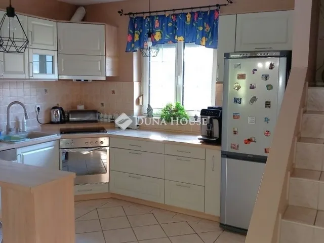 Eladó ház Debrecen, Biczó István-kert 134 nm