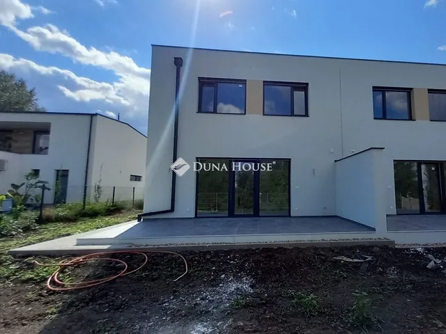 Eladó ház Debrecen, Józsa 193 nm