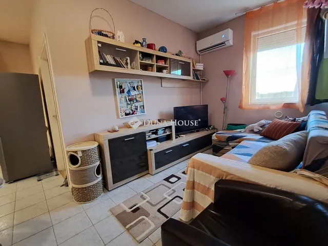 Eladó lakás Téglás 50 nm