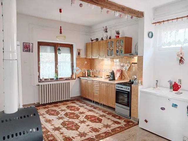 Eladó ház Vekerd 100 nm