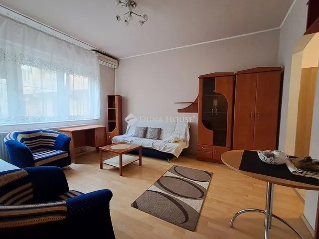 Eladó lakás Debrecen, Belváros 33 nm