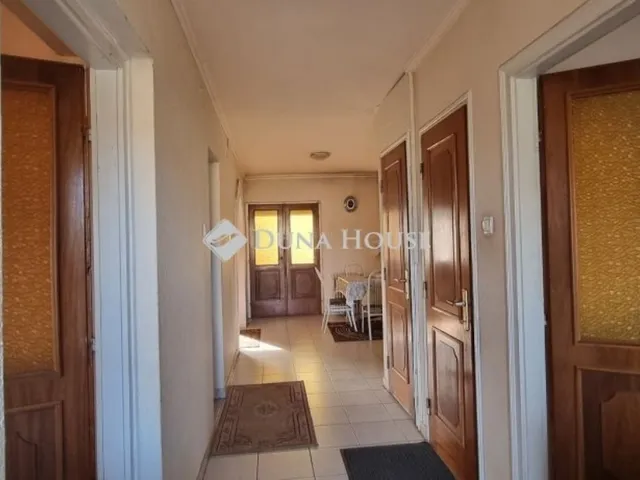 Eladó ház Debrecen, Csapókert 180 nm