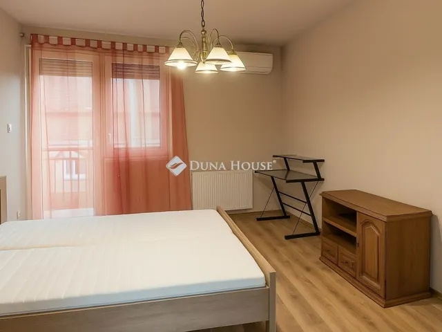 Kiadó lakás Debrecen, Óváros 78 nm