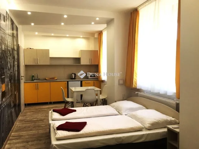 Eladó kereskedelmi és ipari ingatlan Debrecen, Belváros 54 nm