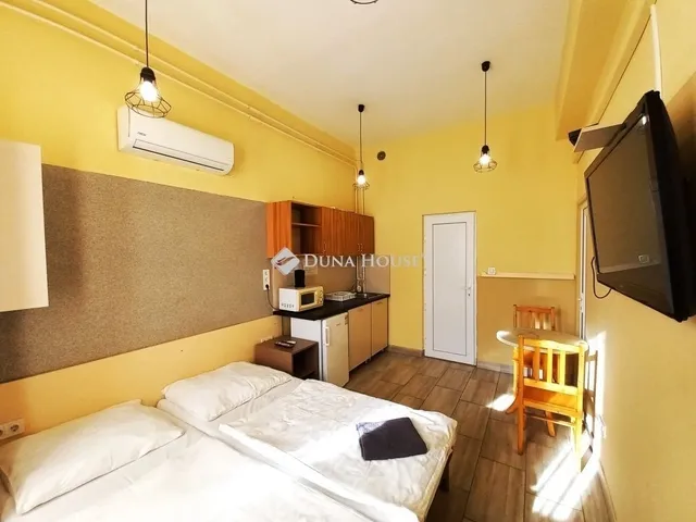 Eladó kereskedelmi és ipari ingatlan Debrecen, Belváros 54 nm