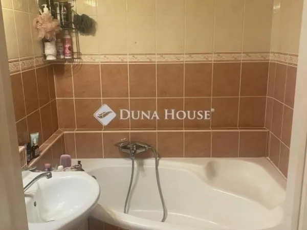 Eladó lakás Debrecen 64 nm