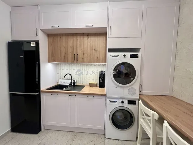 Eladó lakás Debrecen 68 nm