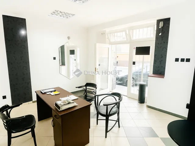 Kiadó kereskedelmi és ipari ingatlan Debrecen 22 nm