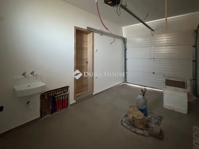 Eladó ház Hajdúsámson 98 nm