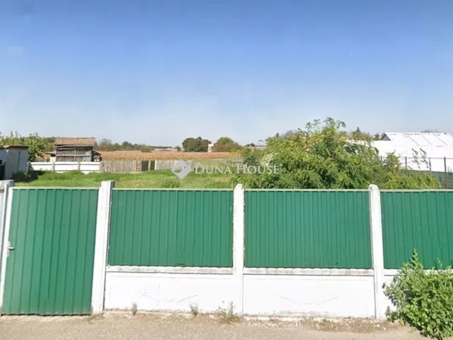 Eladó telek Hajdúhadház 4806 nm