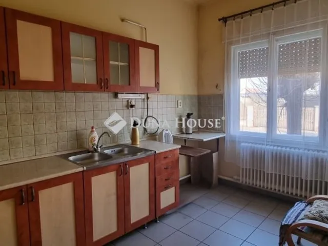 Eladó ház Debrecen, Kerekestelep 100 nm