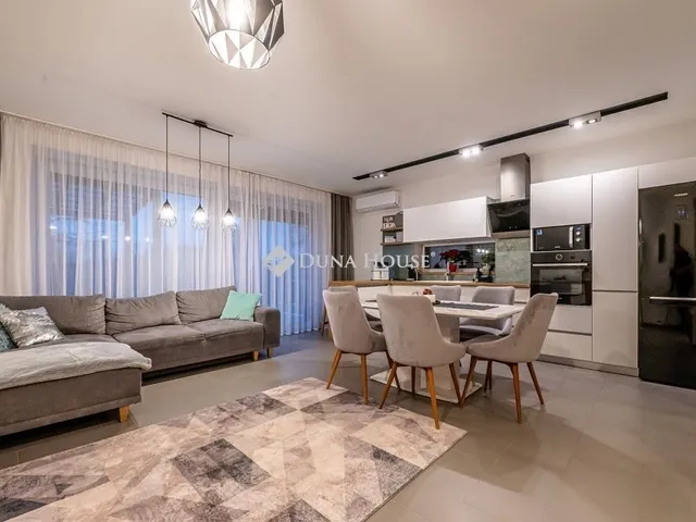 Eladó ház Debrecen, Veres Péter-kert 110 nm