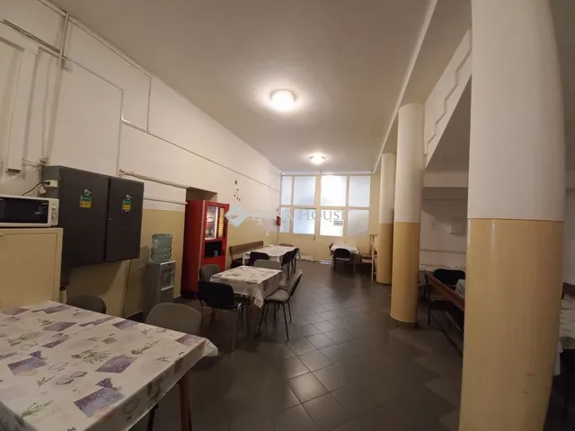 Eladó kereskedelmi és ipari ingatlan Berettyóújfalu 3030 nm