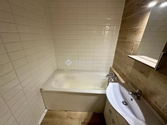 Eladó lakás Debrecen, Dobozi lakótelep 71 nm