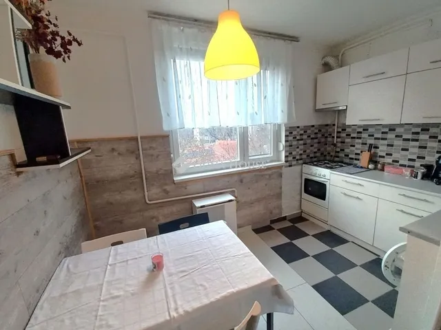 Kiadó lakás Debrecen, Dobozikert 40 nm