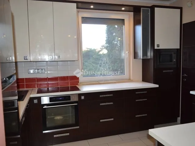 Eladó ház Debrecen, Nyulas 285 nm