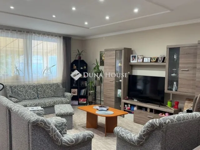 Eladó ház Debrecen 265 nm