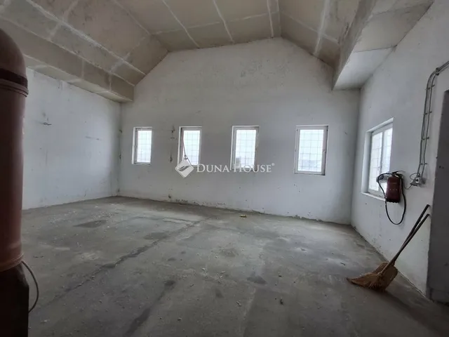 Eladó ház Biharkeresztes 165 nm