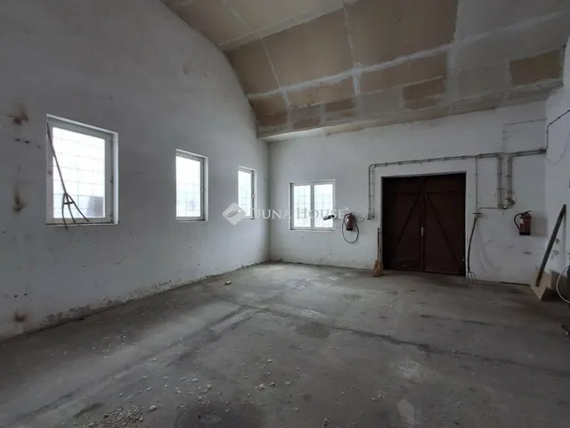 Eladó ház Biharkeresztes 165 nm