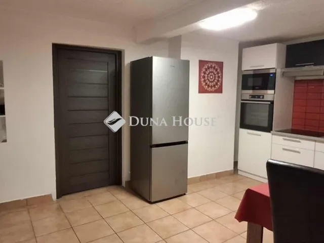 Eladó ház Zsáka 70 nm