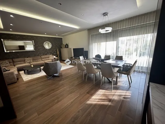 Eladó ház Debrecen, Széchenyikert 239 nm