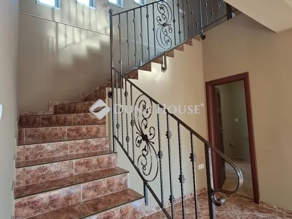 Eladó ház Debrecen, Kerekestelep 197 nm