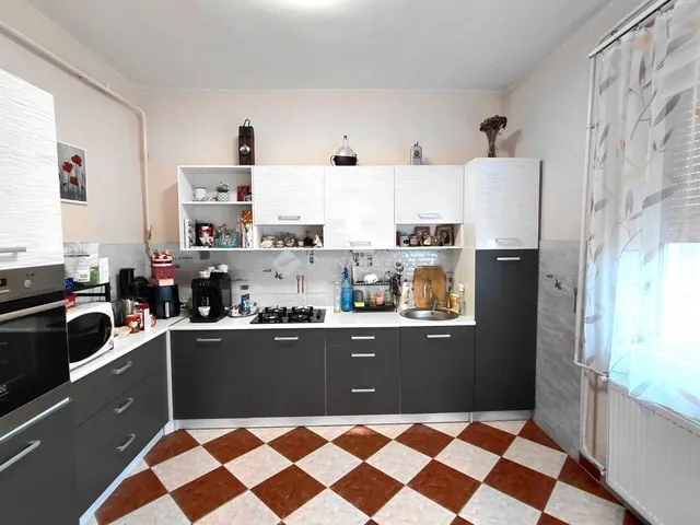 Eladó ház Debrecen, Lencztelep 182 nm