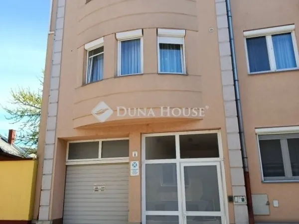 Eladó lakás Debrecen 63 nm