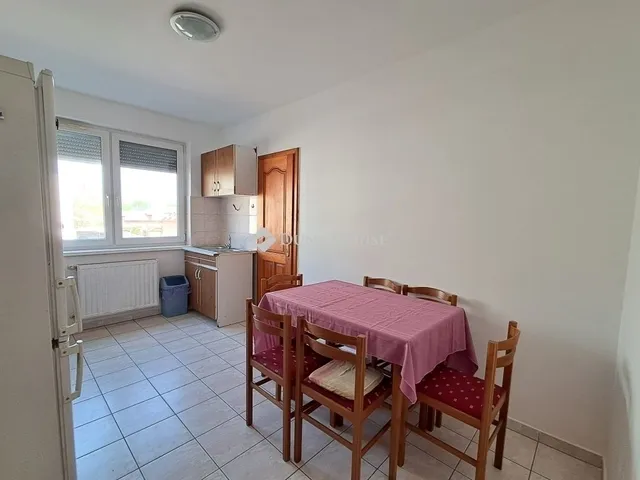 Eladó lakás Debrecen 77 nm