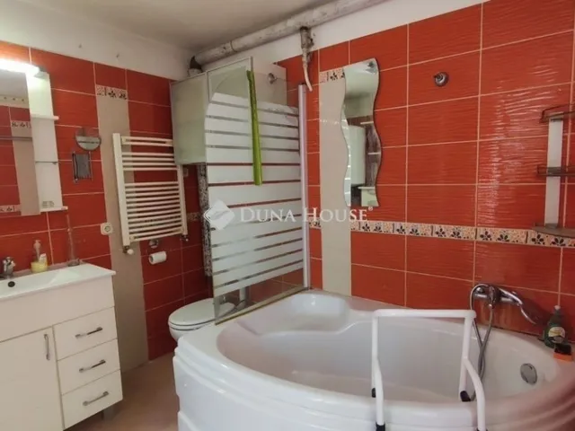 Eladó lakás Debrecen, Wesselényi-lakótelep 61 nm