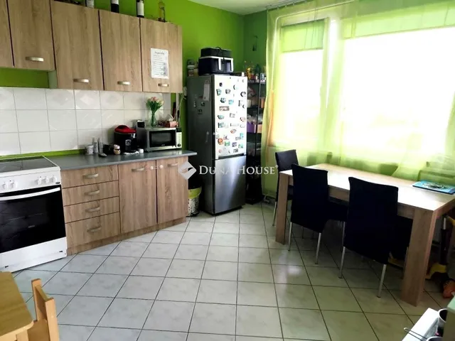 Eladó lakás Debrecen, Újkert 59 nm