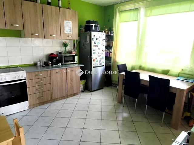 Eladó lakás Debrecen, Újkert 59 nm