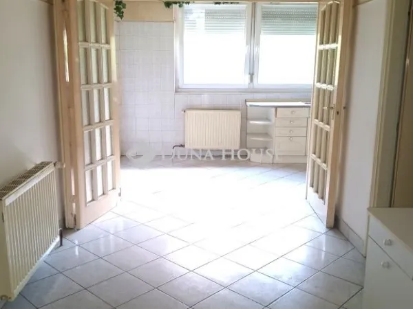 Kiadó lakás Debrecen, Nagyerdőalja 96 nm