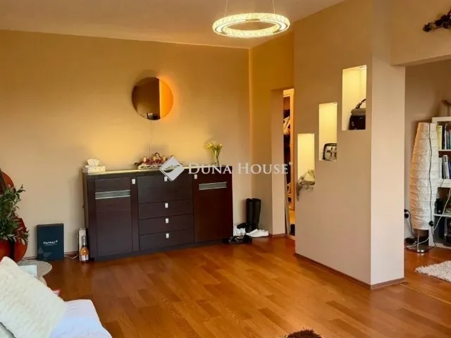 Eladó lakás Debrecen 64 nm