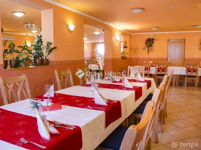 Eladó ház Debrecen, Veres Péter-kert 967 nm