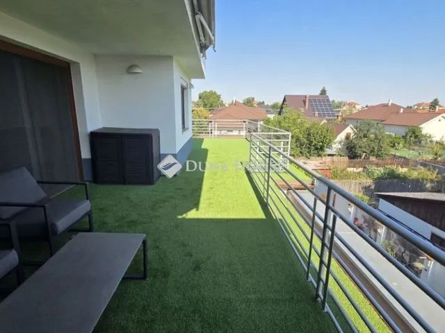 Eladó lakás Debrecen, Hatvan utcai kert 93 nm