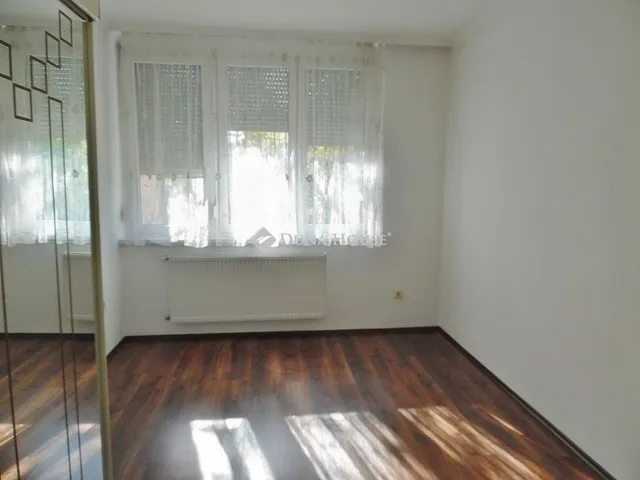 Eladó lakás Debrecen 71 nm